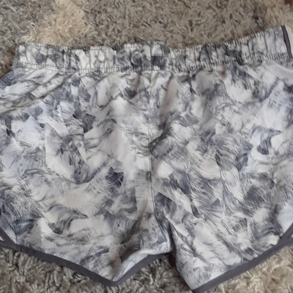 Shorts - Picture 2 of 2